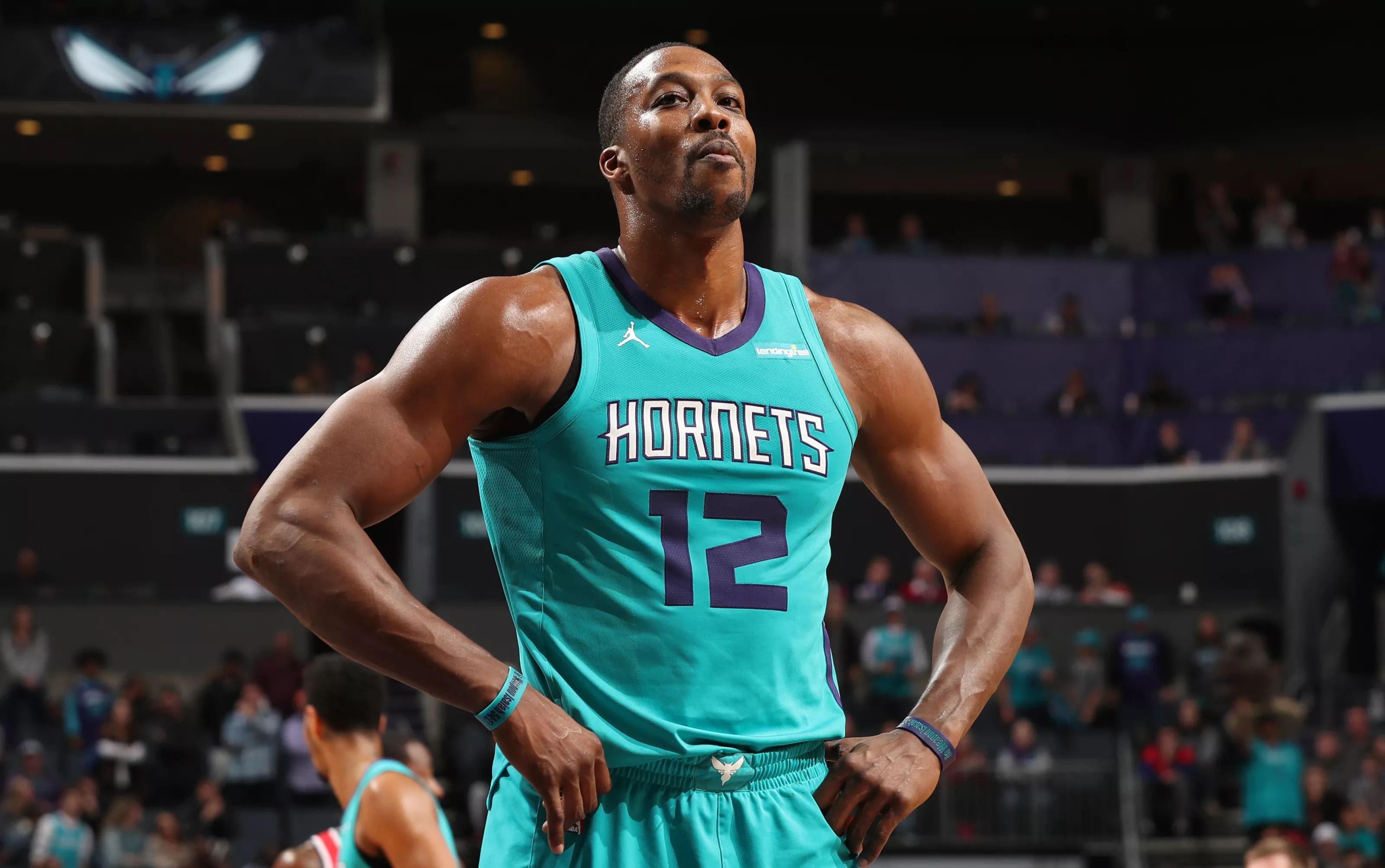 拜仁因球迷燃放烟火被罚，欧冠主场部分看台关闭