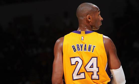 曼联计划打破转会纪录，签下埃利奥特·安德森和马特塔，争夺关键球员。