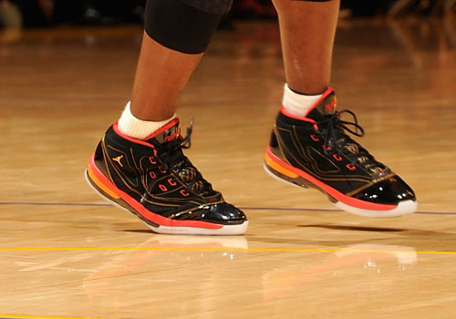 情况棘手，巴雷拉、姆希塔良、巴斯托尼再吃牌将缺战那不勒斯