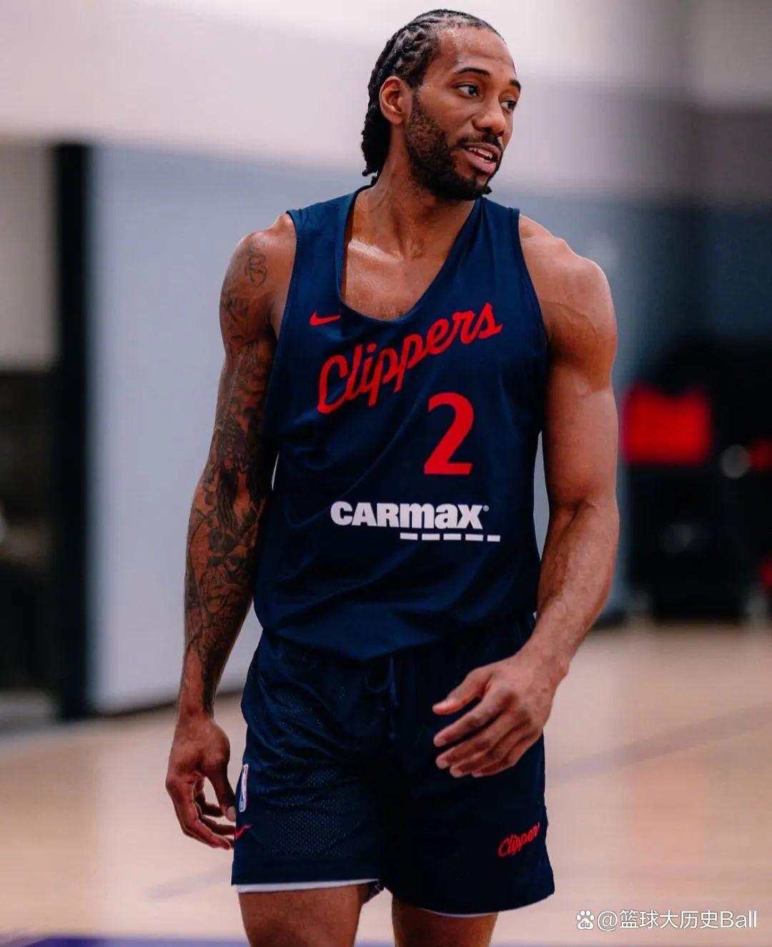 汉密尔顿：休赛期我只想彻底断网，这个冬天谁也联系不上我