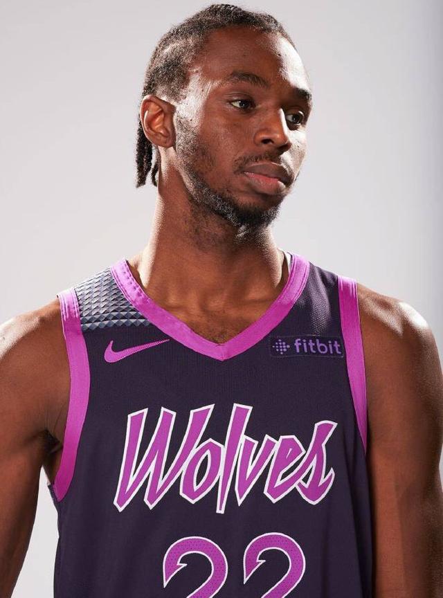 新特工「钛狐」前来报道！《无畏契约手游》新版本「爆点将至」今日重磅来袭！