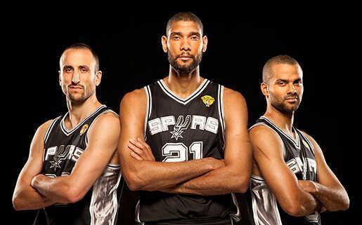 2015年5月：国民队谢泽尔对阵海盗队投出准完美比赛（最后一人触身球）。